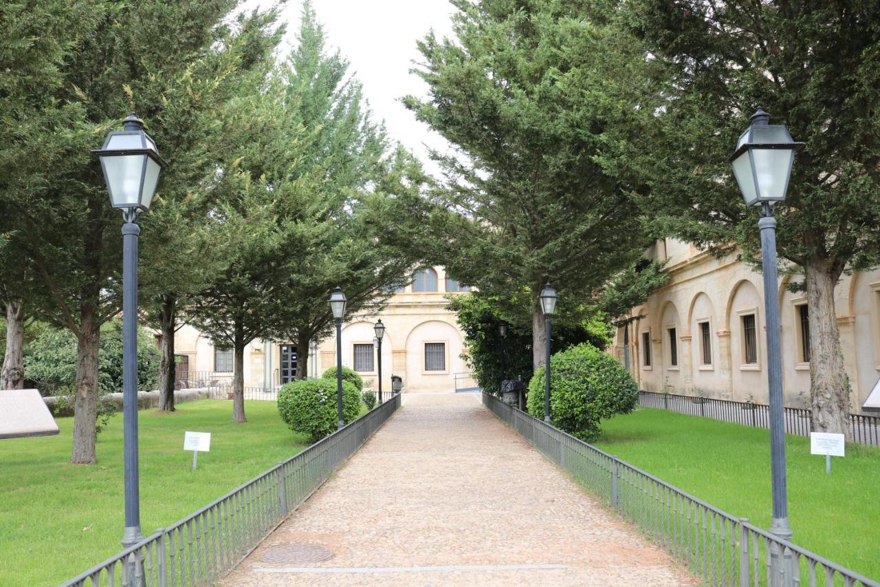 Hotel Monasterio De Tejeda Garaballa Extérieur photo