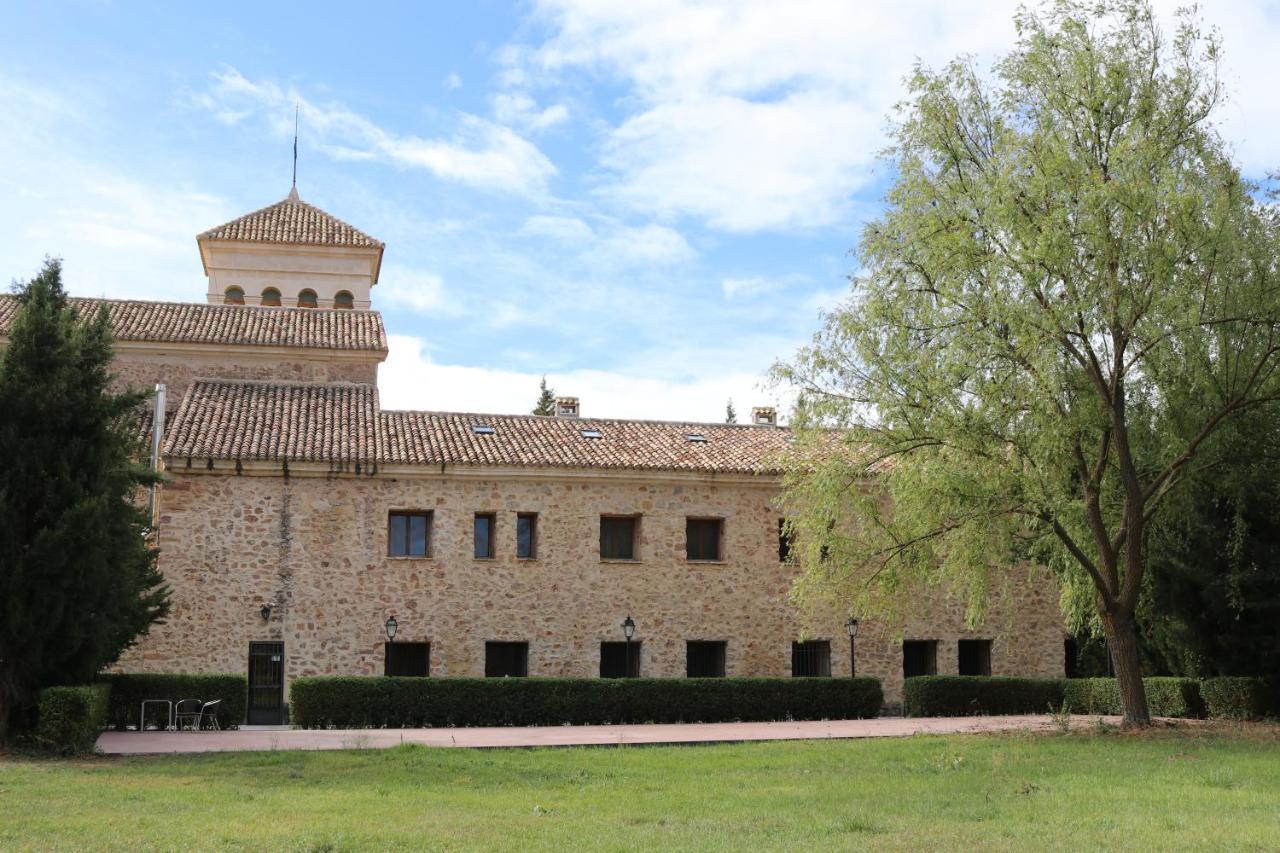 Hotel Monasterio De Tejeda Garaballa Extérieur photo