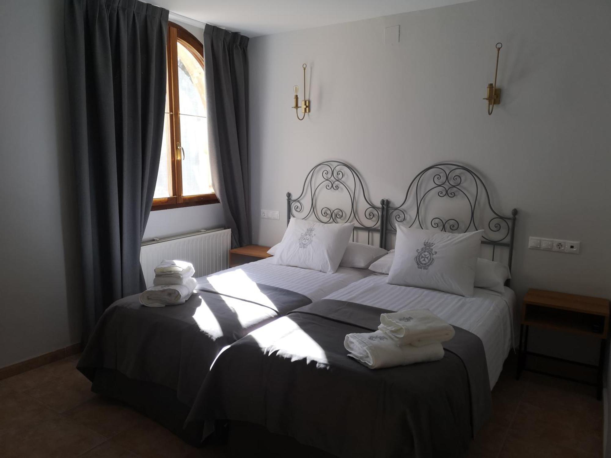 Hotel Monasterio De Tejeda Garaballa Extérieur photo
